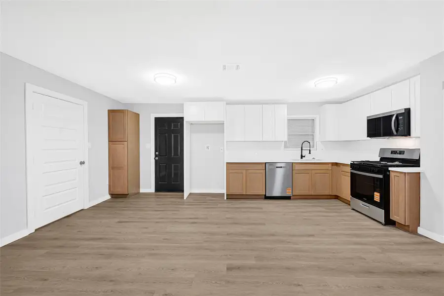 8707 Fannette Street, Houston, TX 77029 - Image #2