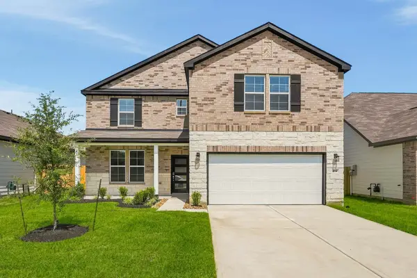 312 Tall Birch Drive, Hockley, TX 77447