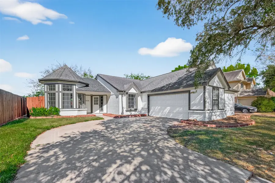 16626 Tranquil Drive, Sugar Land, TX 77498 - Image #2