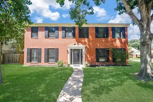 1902 Old Dixie Drive, Richmond, TX 77406