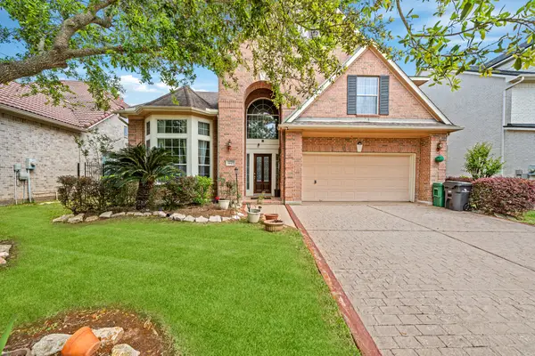 14427 Manorbier Lane, Sugar Land, TX 77498