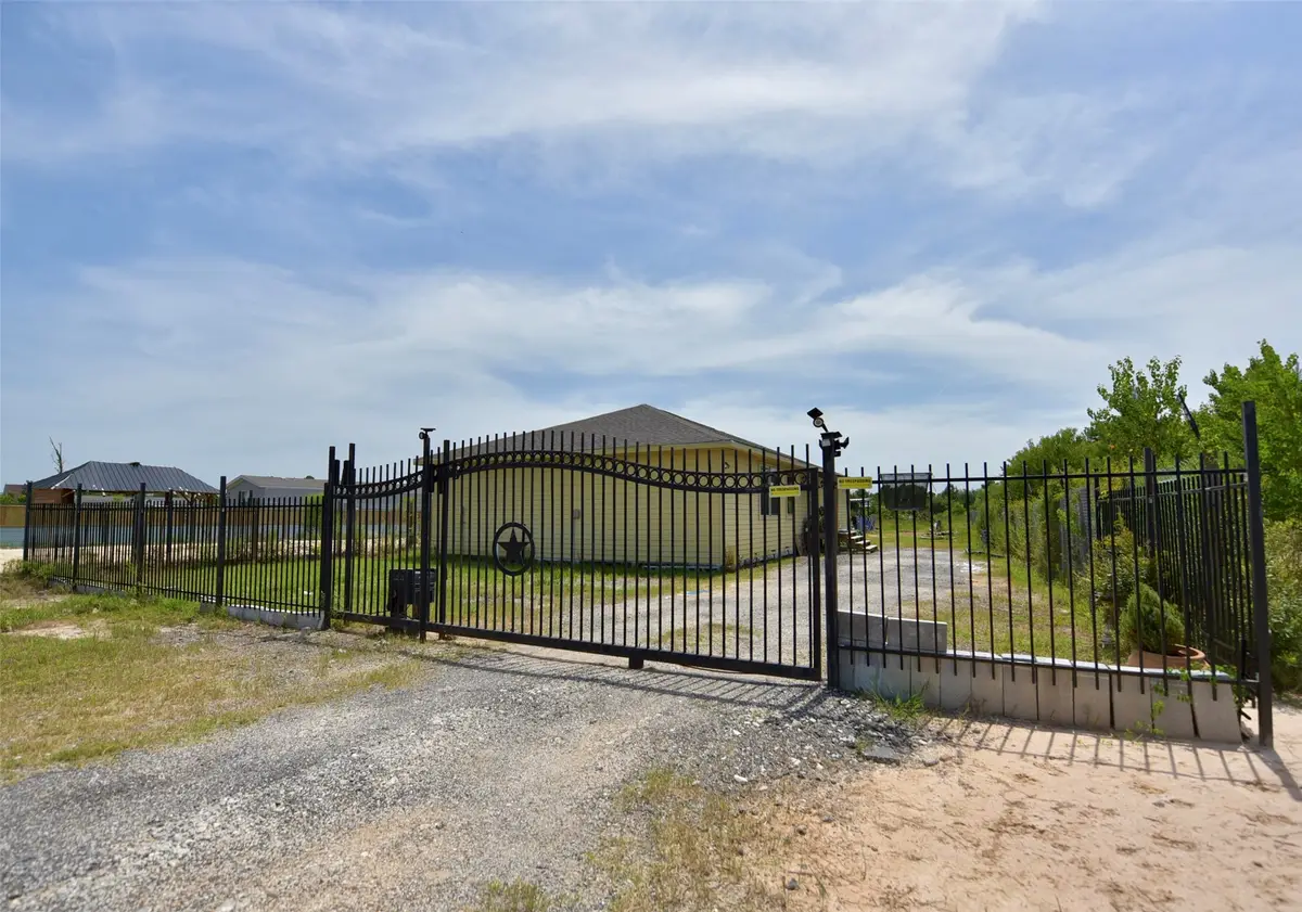 382 Road 5251, Cleveland, TX 77327 - #1