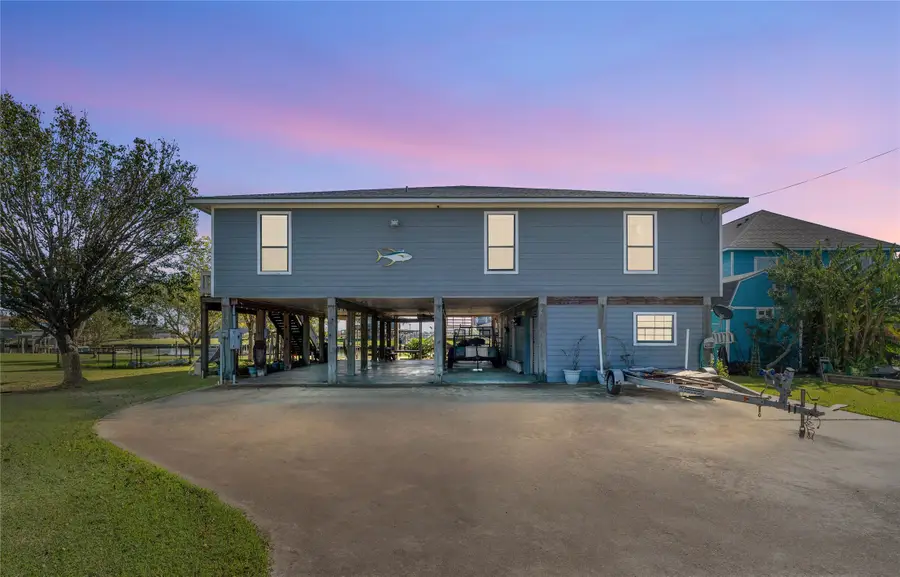 2071 County Road 291, Bay City, TX 77414 - #2