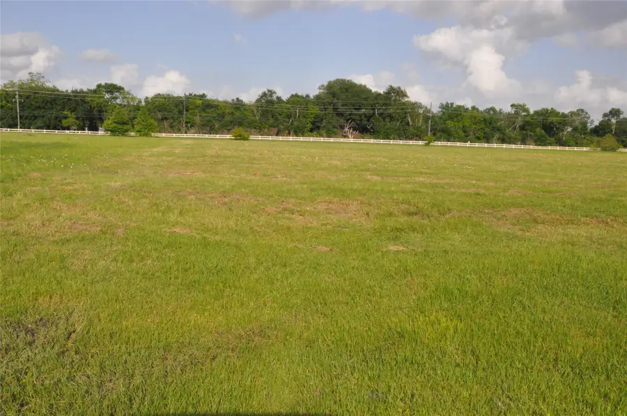 1414 Lakeland Circle, Rosharon, TX 77583 - Image #2