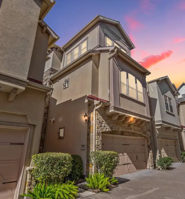 931 W 23rd Street #I, Houston, TX 77008