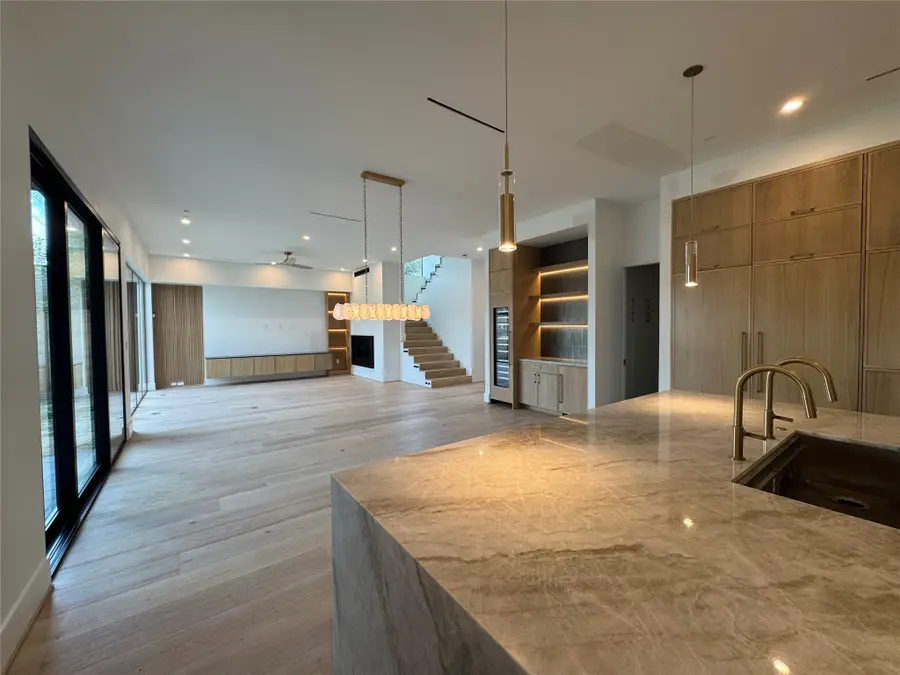 3746 Childress St Street, Houston, TX 77005 - #2