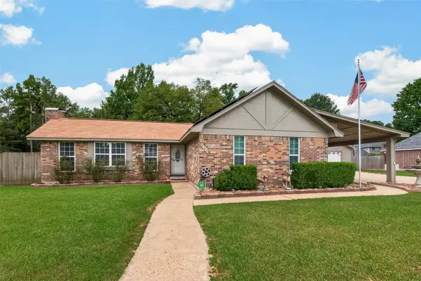 111 Texarkana Drive, Magnolia, TX 77354