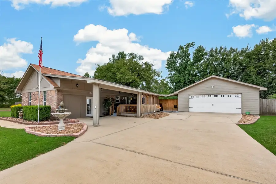 111 Texarkana Drive, Magnolia, TX 77354 - #2