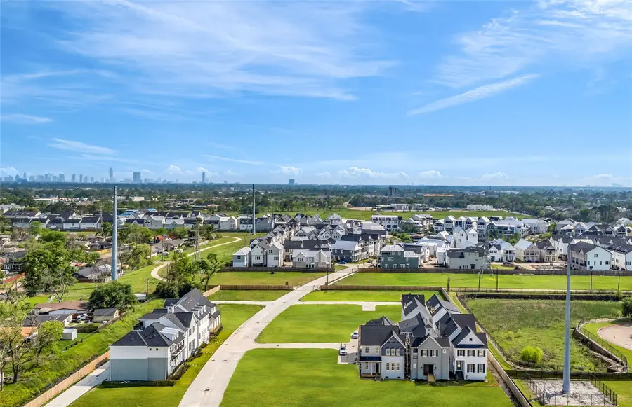 2620 Lake Kolbe Lane, Houston, TX 77080 - Image #3