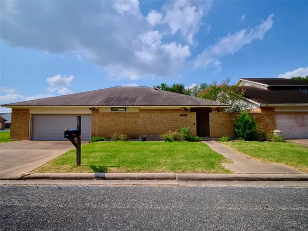 1520 Crestmont Street, Wharton, TX 77488