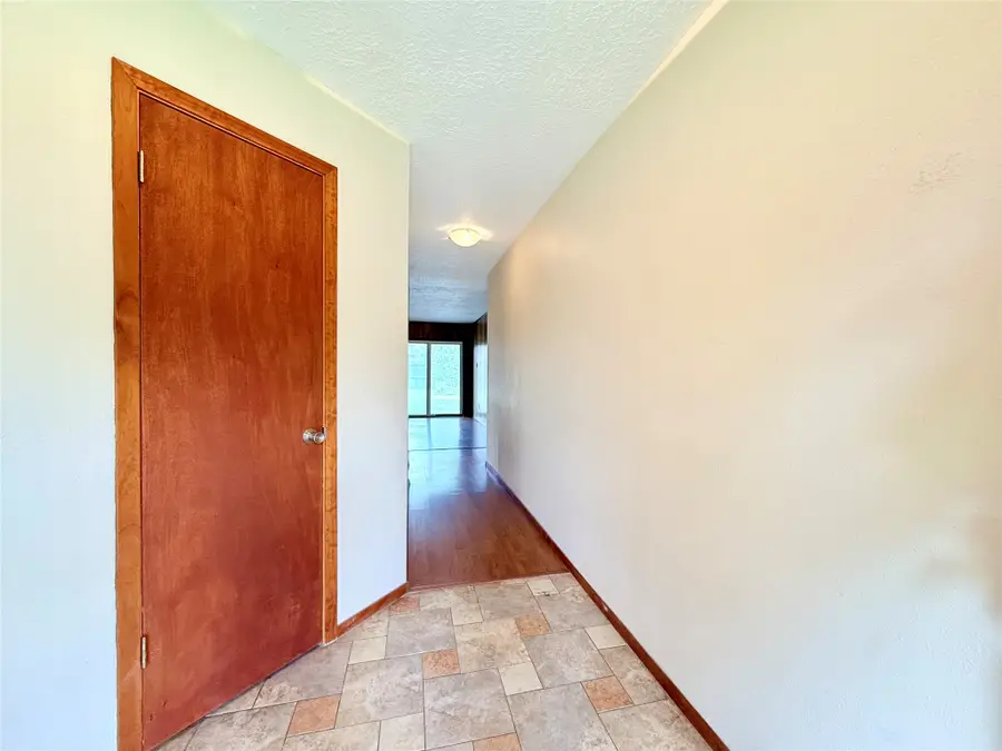 2410 Point Comfort Court, Webster, TX 77598 - #3