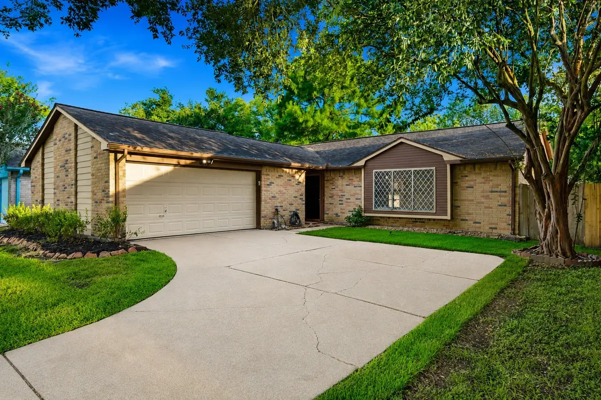 6910 Harpers Drive, Richmond, TX 77469 - #1