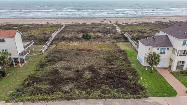 20711 E Sand Hill Drive, Galveston, TX 77554