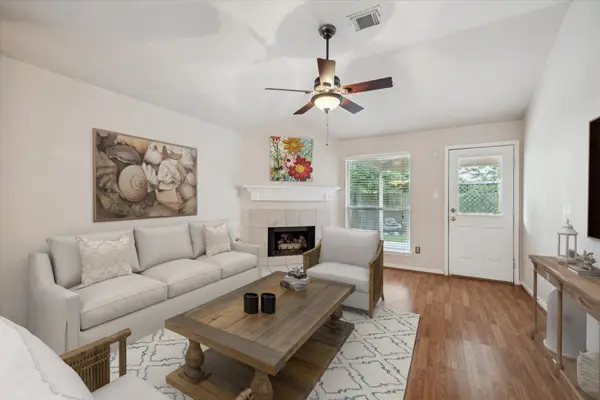 418 Mystic Trail Loop, Houston, TX 77339