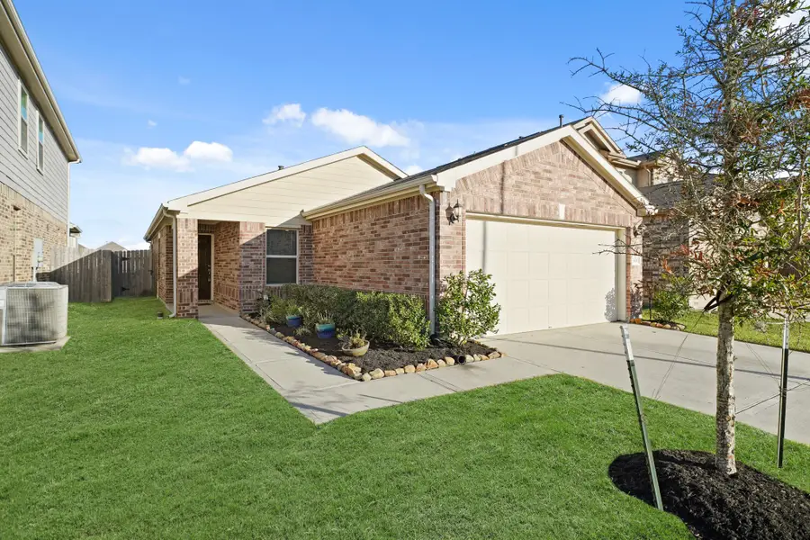 15630 Pennfield Point Court, Houston, TX 77044 - Image #2