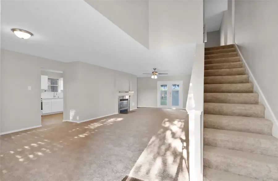 218 Savannah Moss Drive, Richmond, TX 77469 - Image #3