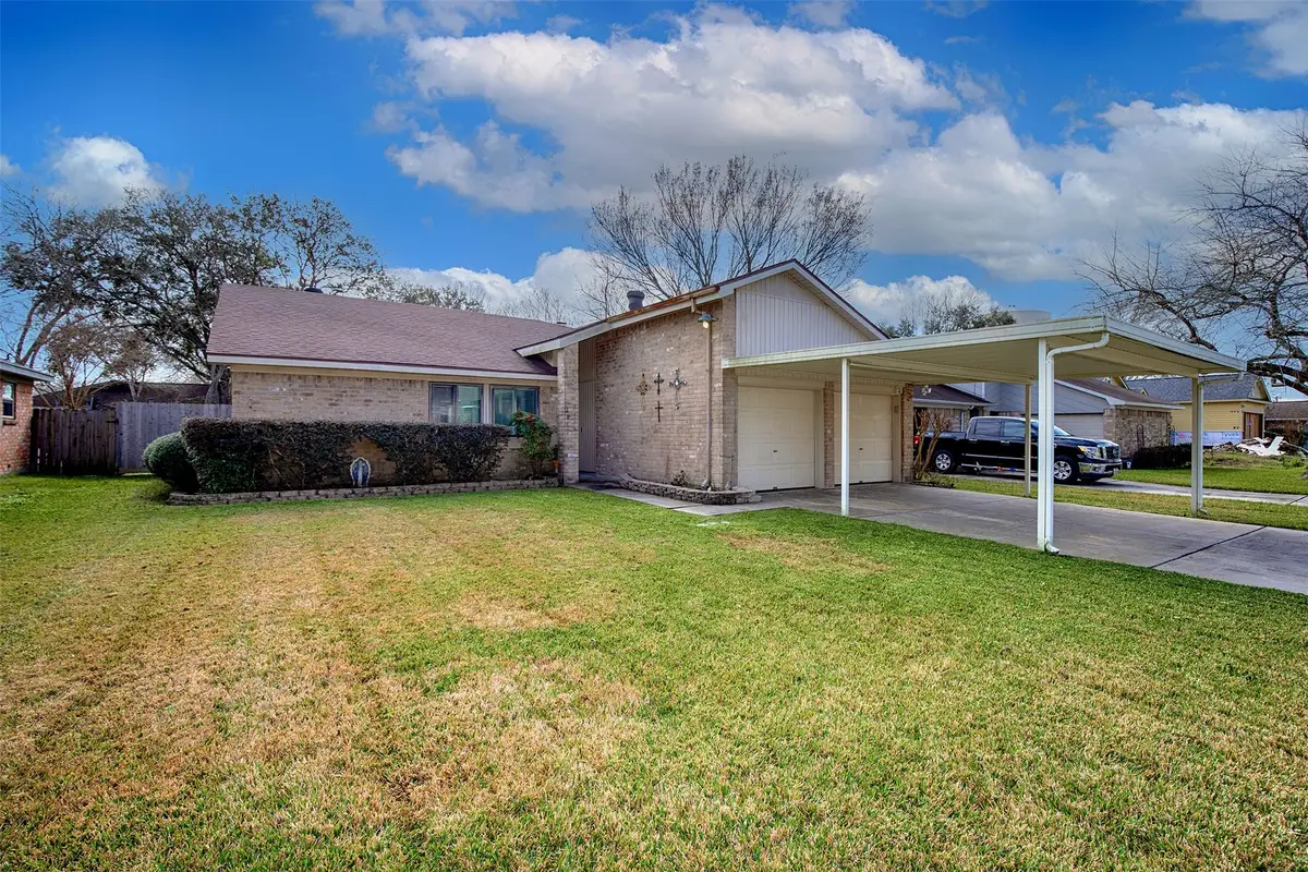 2913 Marlin Court S, League City, TX 77573 - Image #1