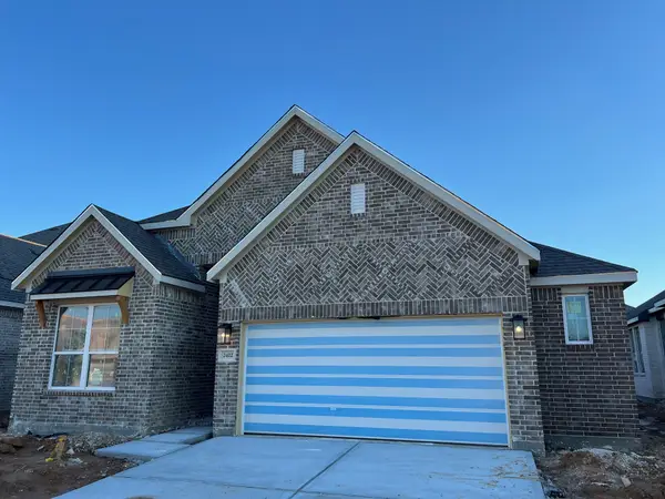 2402 Garden Arbor, Tomball, TX 77375