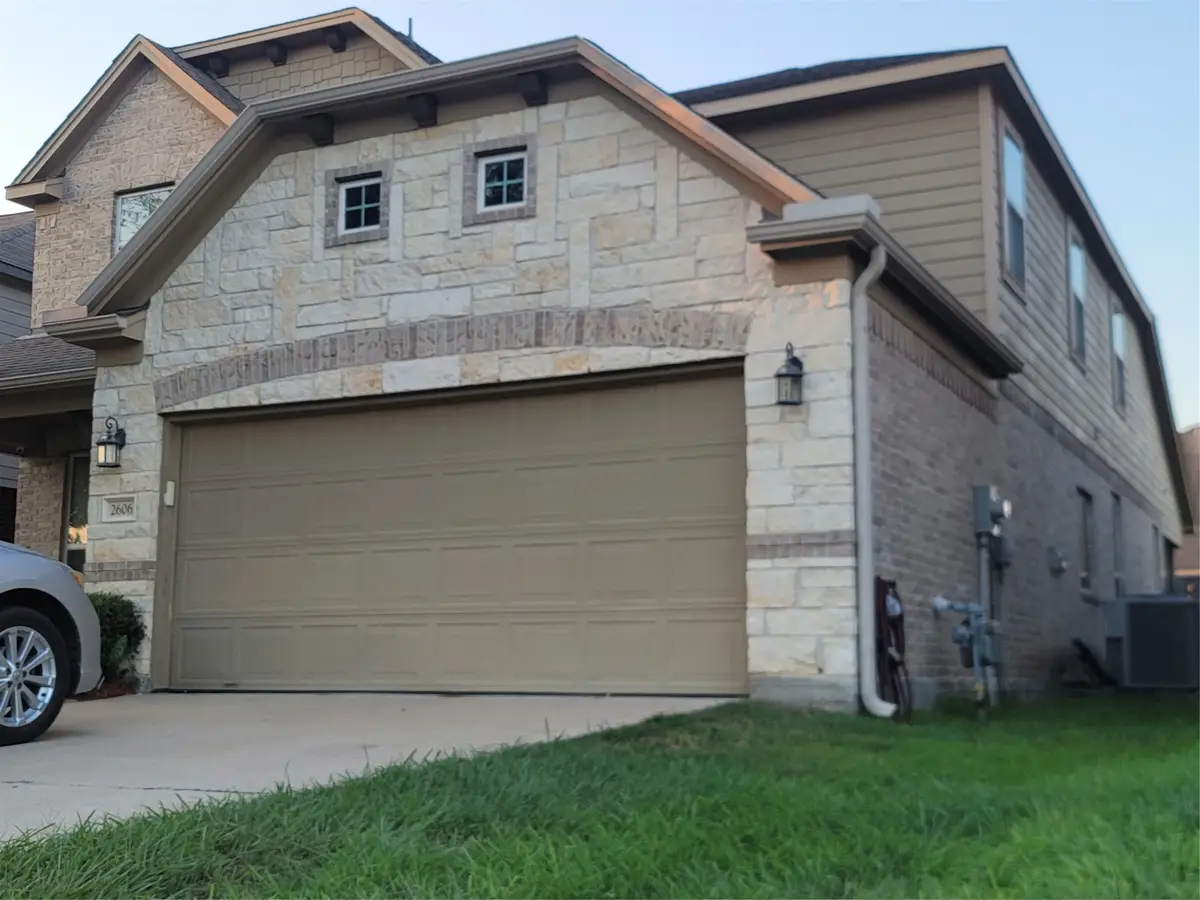 2606 Fresh Dawn Drive, Fresno, TX 77545 - Image #1