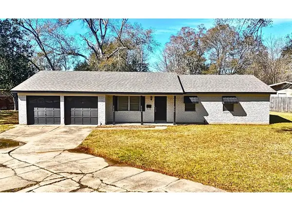 390 Bradford Drive, Beaumont, TX 77707