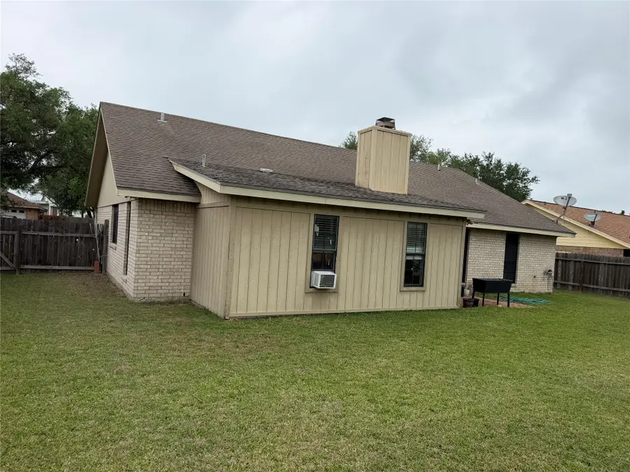 108 Timberline Drive, Port Lavaca, TX 77979 - #3