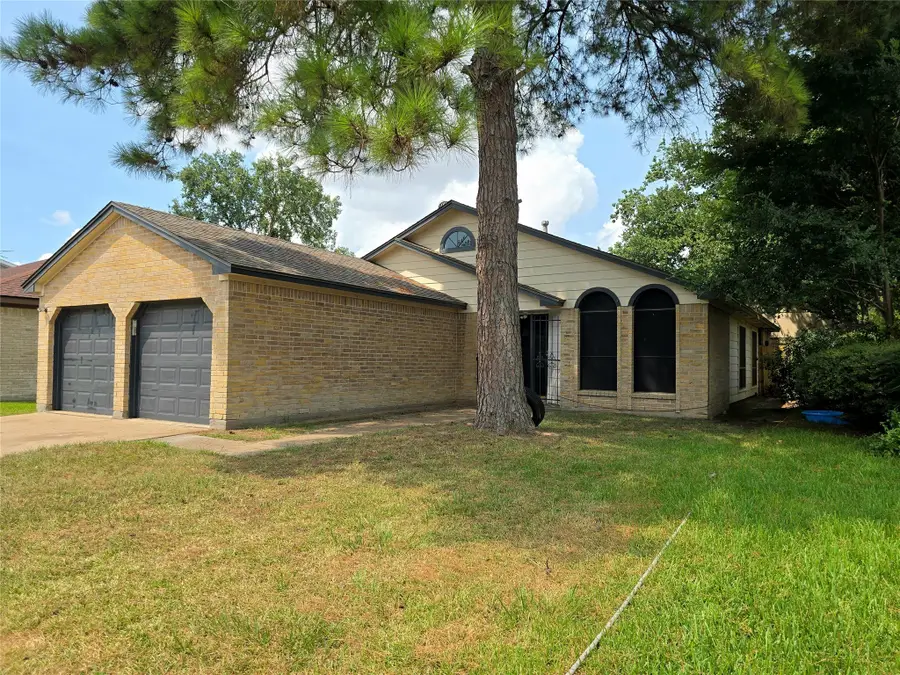 10511 Stormy Sky Drive, Houston, TX 77064 - Image #2