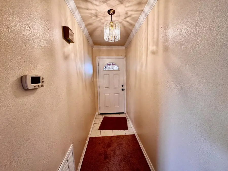 2565 W Virginia Street, Beaumont, TX 77705 - #3