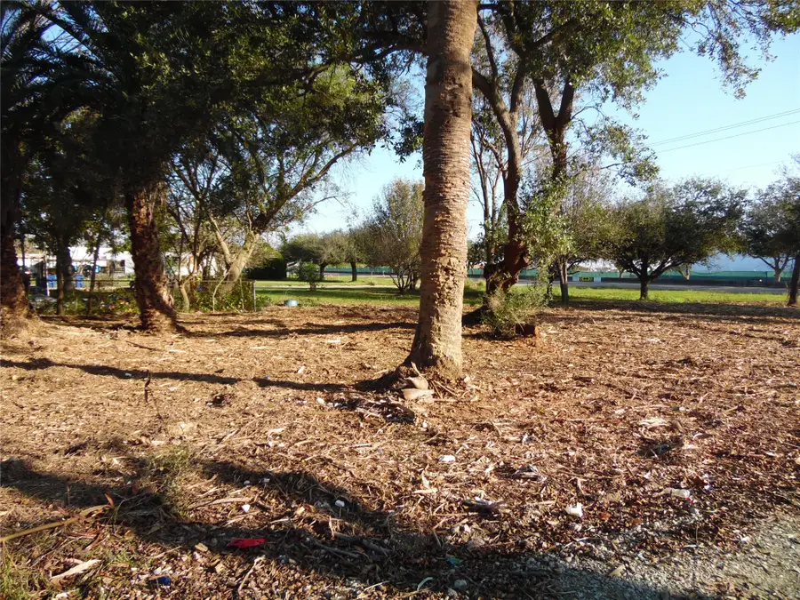 0 Bay St, Texas City, TX 77590 - #3