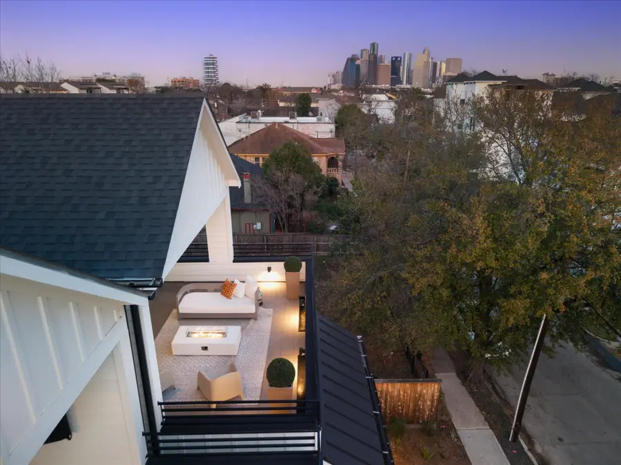 1410 Indiana Street, Houston, TX 77006 - Image #2