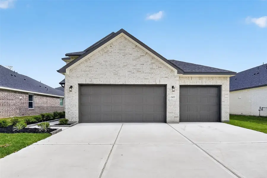 2107 Spring Hollow Drive, Baytown, TX 77521 - #2