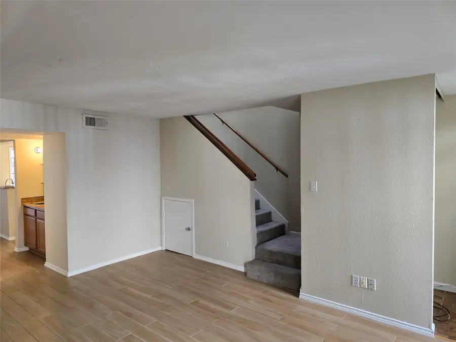 5917 Fairdale Lane #6, Houston, TX 77057 - #3