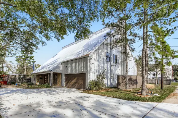 826 Fisher Street, Houston, TX 77018