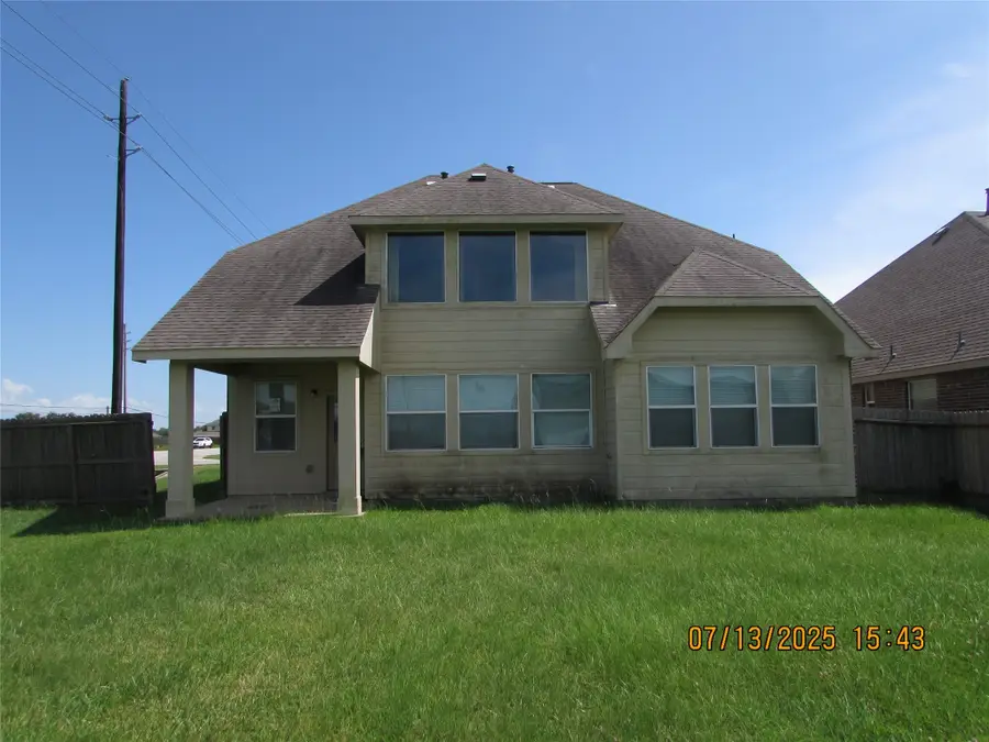 4839 Echo Bay Drive, Baytown, TX 77523 - Image #2