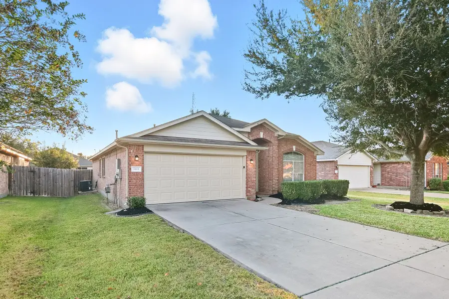 1014 Bahia Vista Drive, Richmond, TX 77406 - Image #2