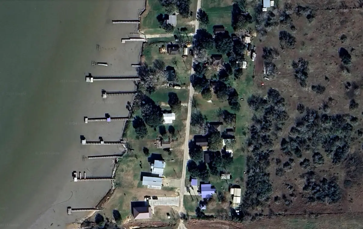 62 Trout Street, Palacios, TX 77465 - Image #1