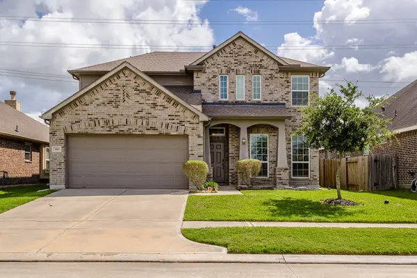 380 Kendall Crest Drive, Alvin, TX 77511