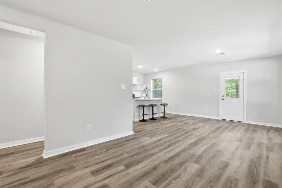 154 Lakeview Drive E, Livingston, TX 77351 - #3