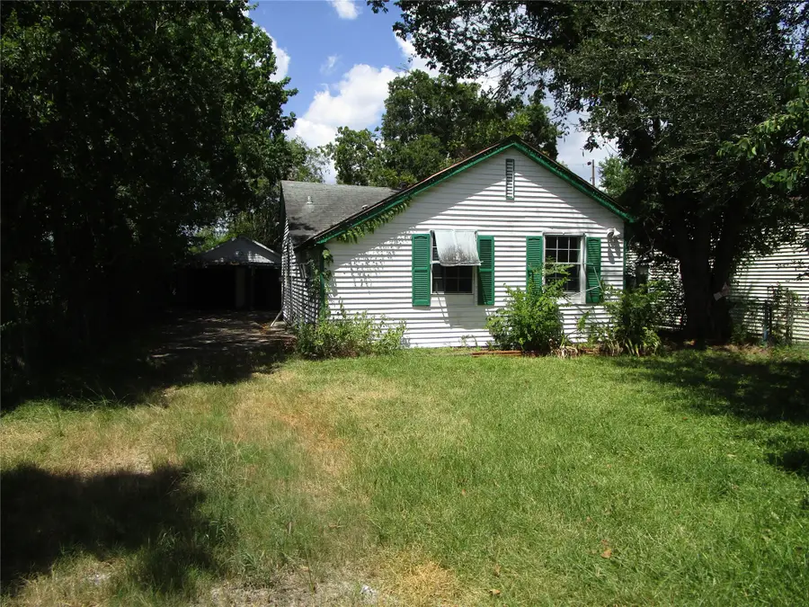 1306 Pershing Street, Baytown, TX 77520 - #2
