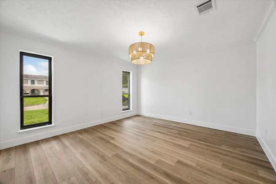 607 Tanglewood Drive, Friendswood, TX 77546 - #2