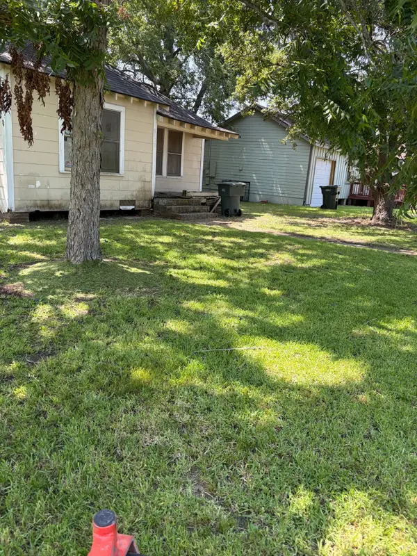 2408 19th Street, Port Arthur, TX 77640