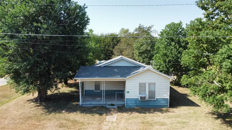 805 Caldwell Street, Lexington, TX 78947 - Image #2