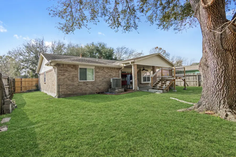 11423 Meadoway Drive, Houston, TX 77089 - Image #2