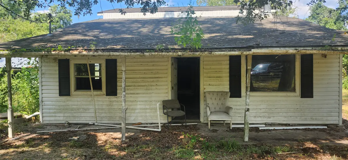 5810 County Road 924, Sweeny, TX 77480 - Image #1