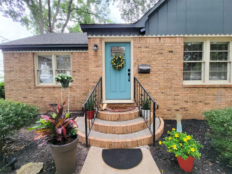 505 S Jackson Street, Brenham, TX 77833 - #2