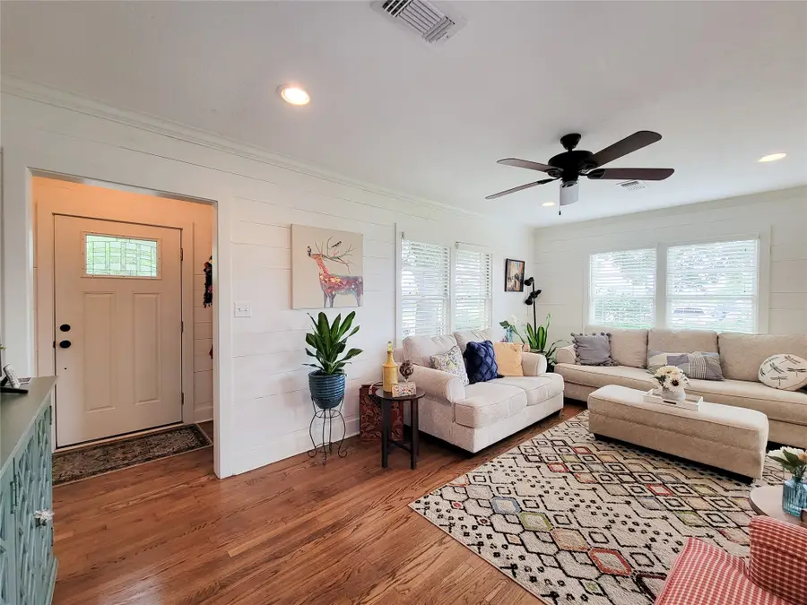 505 S Jackson Street, Brenham, TX 77833 - #3