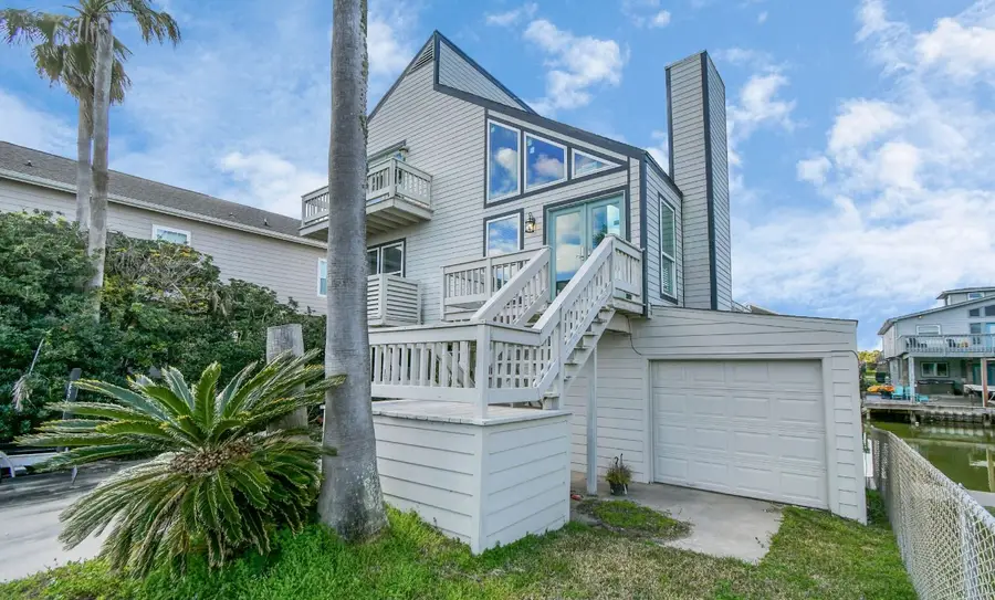 22108 Zapata, Galveston, TX 77554 - Image #2