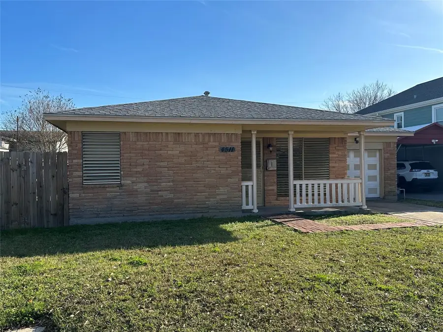 4511 Avenue R 1/2, Galveston, TX 77551 - #2