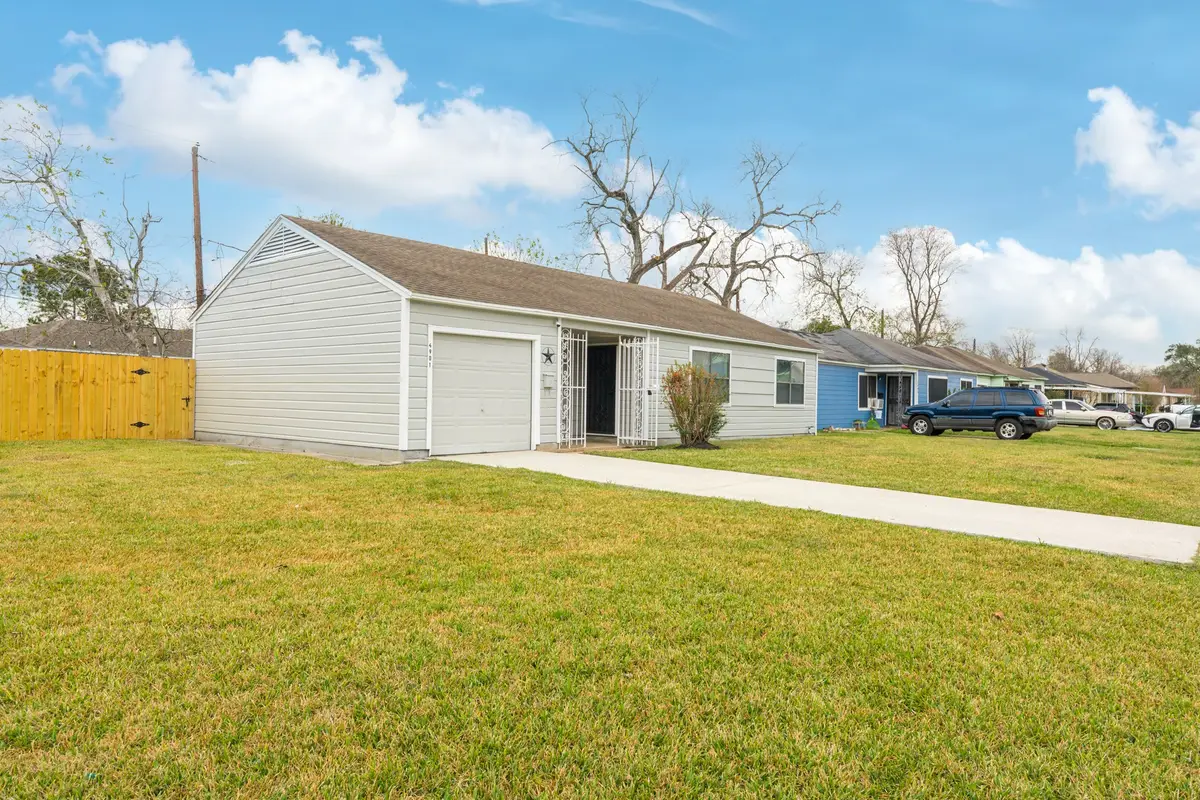 4901 Richfield Lane, Houston, TX 77048 - Image #1