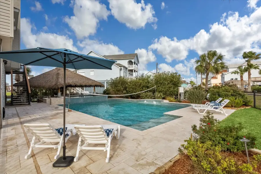 519 Westerly Drive, Tiki Island, TX 77554 - #3