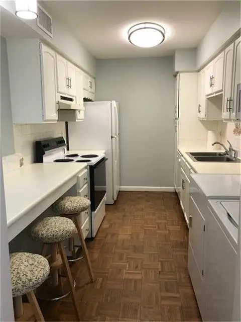 353 N Post Oak Lane #828, Houston, TX 77024 - Image #2